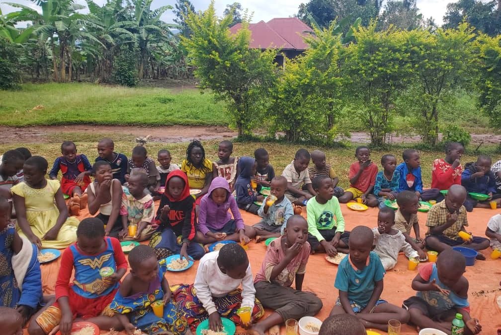Thanks Doeye Hof For Feeding The Less Privileged Children In Wabukhasa Village, Bumbobi Subcounty, Mbale District In Uganda With a Delicious Meal.