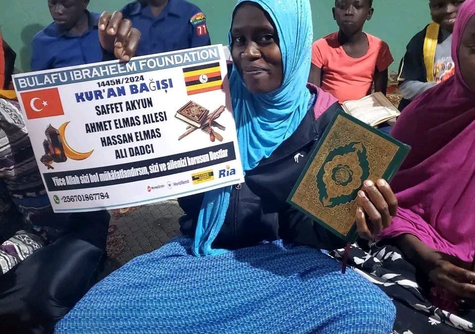 Qur’an Distribution