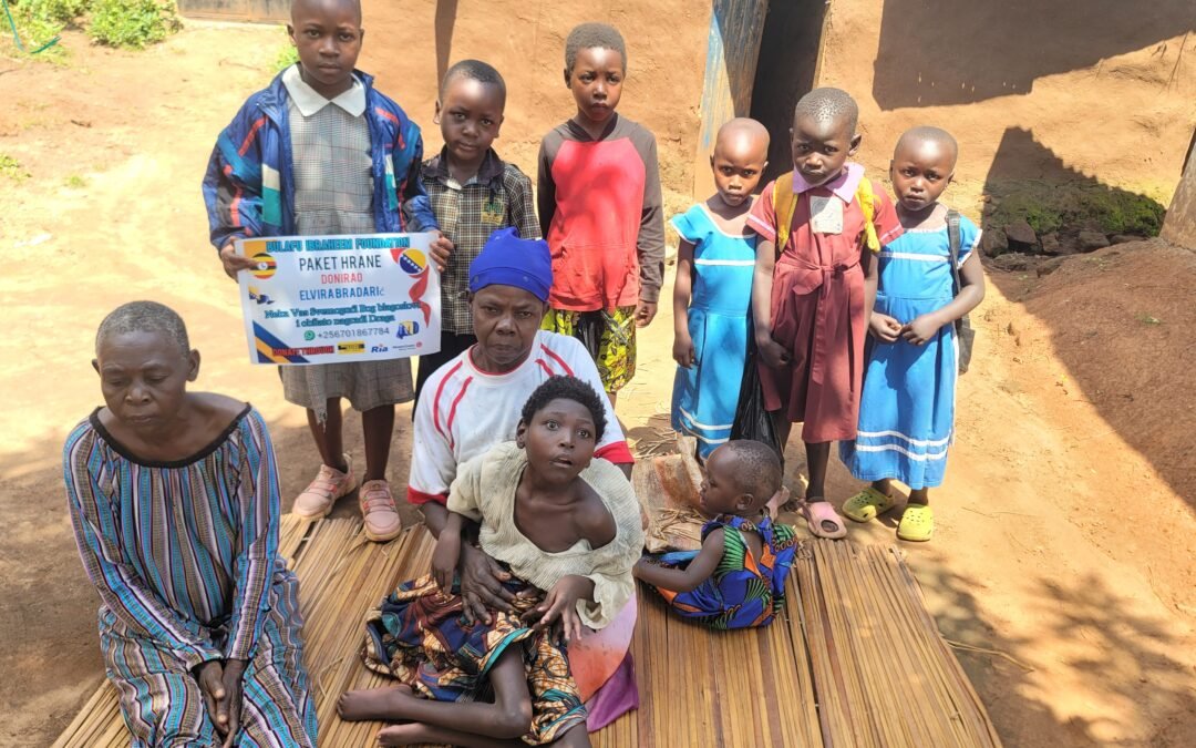 Visiting a Disabled Girl with some Food Package in Uganda 🇺🇬 Africa
