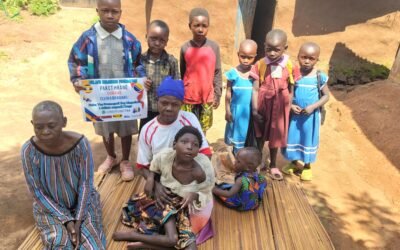 Visiting a Disabled Girl with some Food Package in Uganda 🇺🇬 Africa